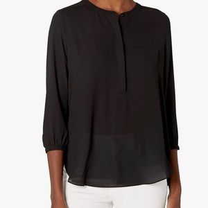 NWOT NYDJ Women's Solid 3/4 Sleeve Henley Pleat Back Blouse
